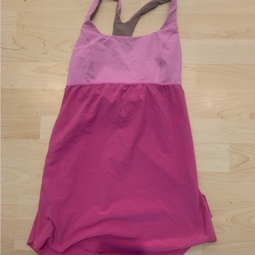 Lululemon pink workout tank size small